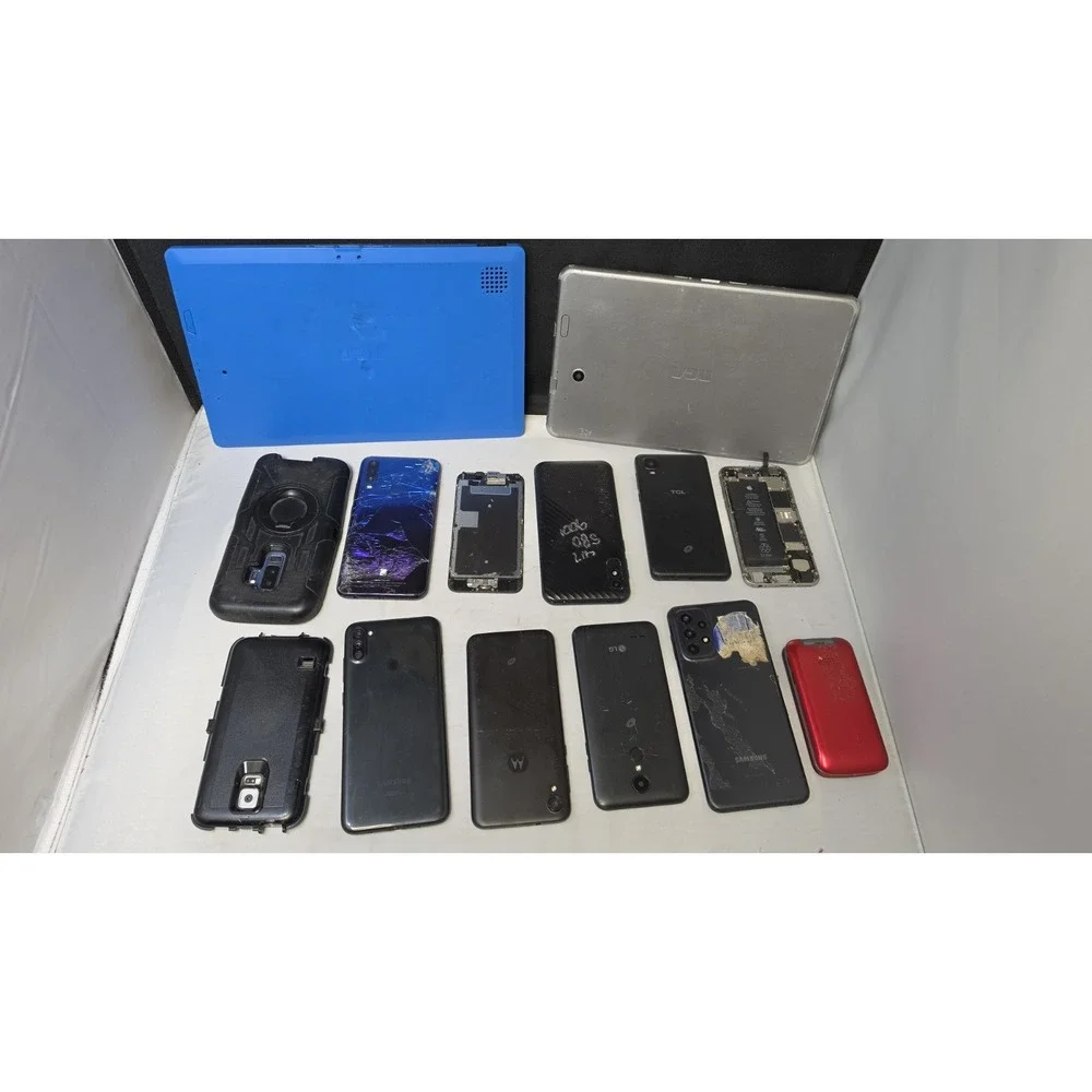 Lot Of 14 Phones/tablets LG Iphone Samsung Parts Or Repair Untested/broken.